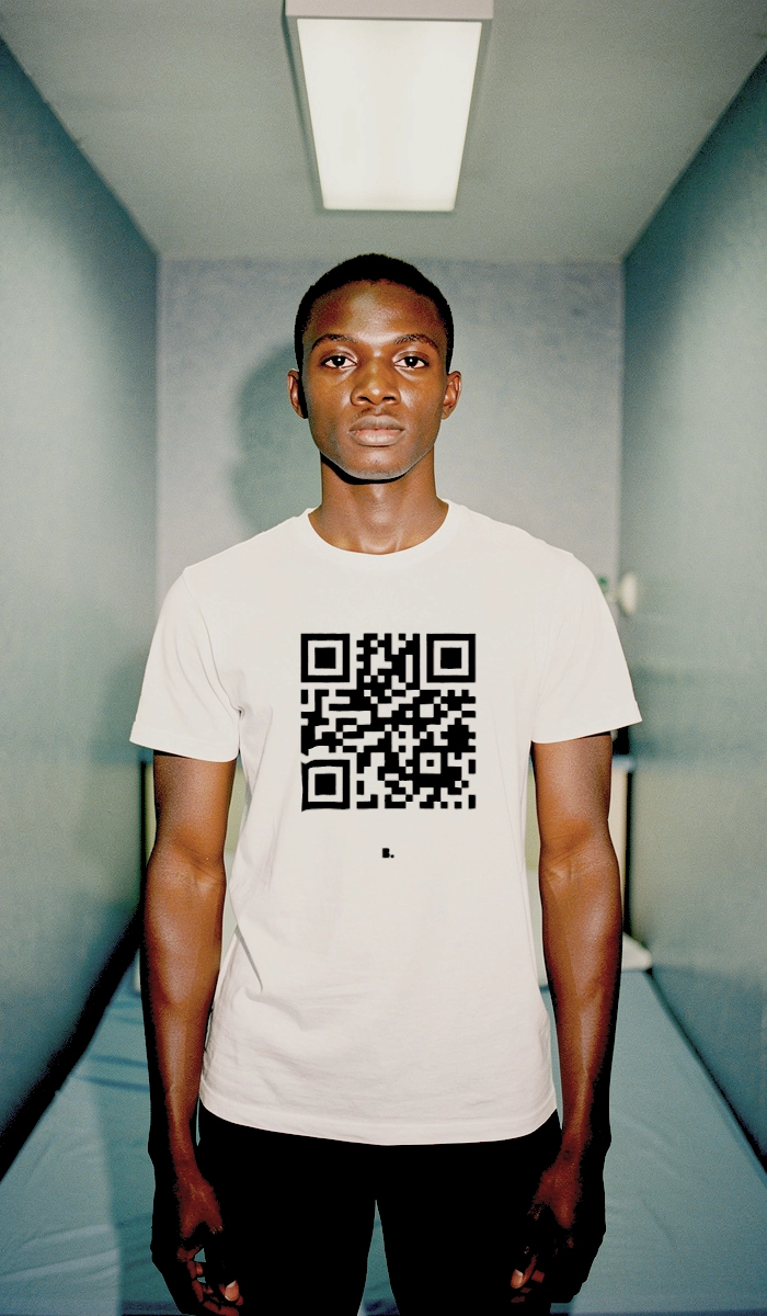T-shirt Qr code - shop b.